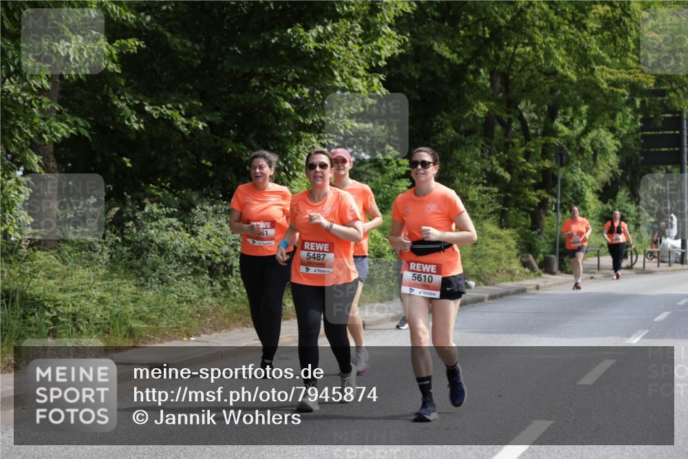 15.06.2025 - REWE Women's Run Jannik Wohlers http://msf.ph/oto/7945874 15.06.2025 10:19:09 Laufen 61, 5487, 5610 meine-sportfotos.de