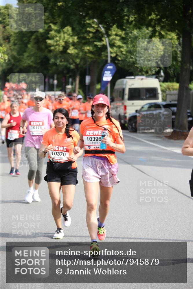 15.06.2025 - REWE Women's Run Jannik Wohlers http://msf.ph/oto/7945879 15.06.2025 09:44:39 Laufen 10175, 10370, 10396 meine-sportfotos.de
