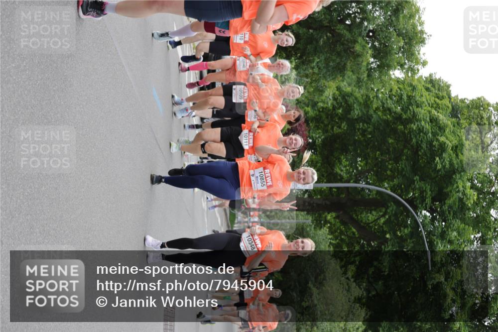 15.06.2025 - REWE Women's Run Jannik Wohlers http://msf.ph/oto/7945904 15.06.2025 08:29:51 Laufen 110, 286, 10855, 10040, 10109, 10111, 104, 10348 meine-sportfotos.de