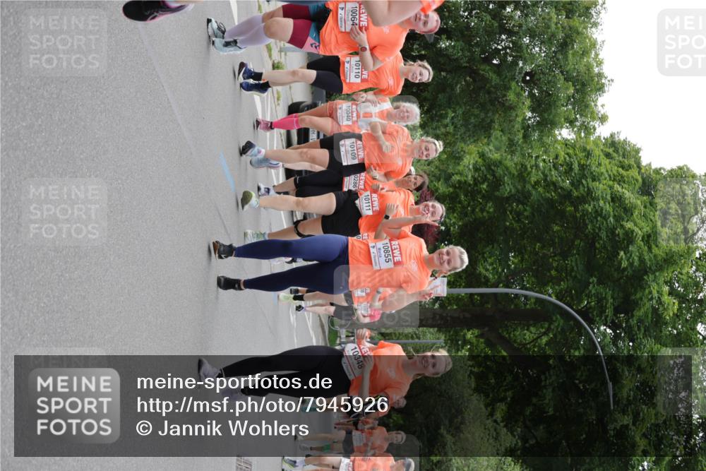 15.06.2025 - REWE Women's Run Jannik Wohlers http://msf.ph/oto/7945926 15.06.2025 08:29:51 Laufen 10064, 10110, 10111, 10040, 10109, 0286, 0, 10855, 28, 10307, 10348, 10085 meine-sportfotos.de