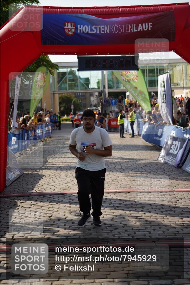 13.06.2025 - Holstenköstenlauf Felixshl http://msf.ph/oto/7945929 13.06.2025 18:12:01 Laufen 2311, 3626 meine-sportfotos.de
