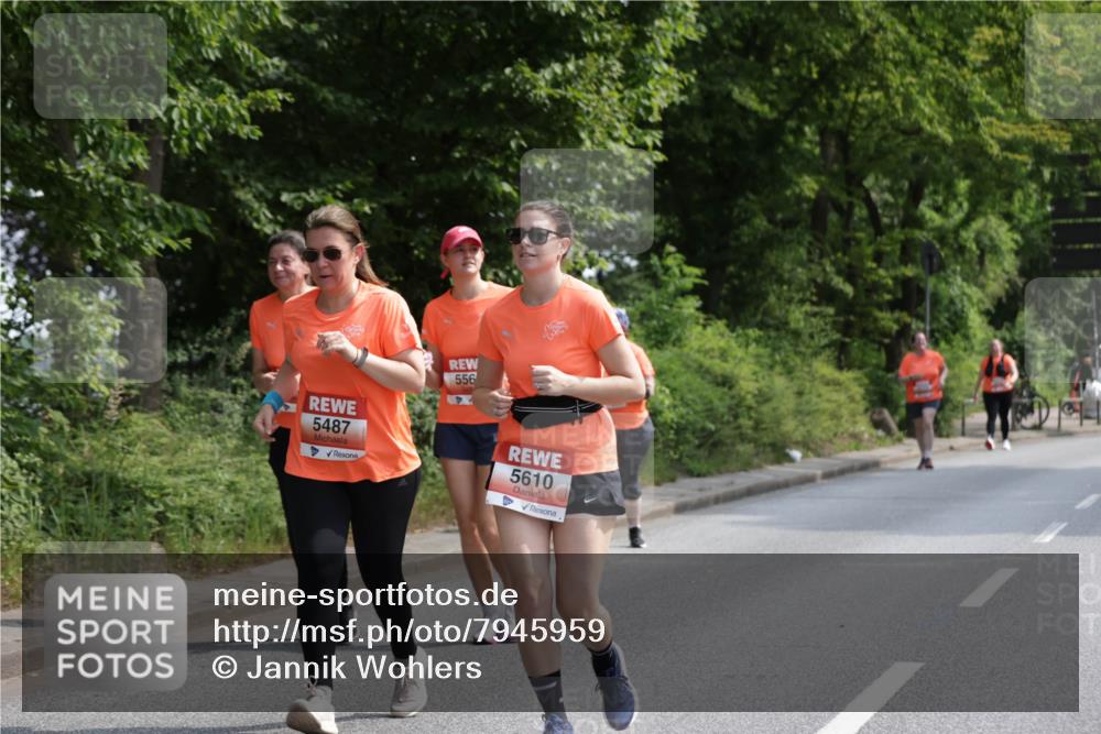15.06.2025 - REWE Women's Run Jannik Wohlers http://msf.ph/oto/7945959 15.06.2025 10:19:11 Laufen 5487, 556, 5610 meine-sportfotos.de