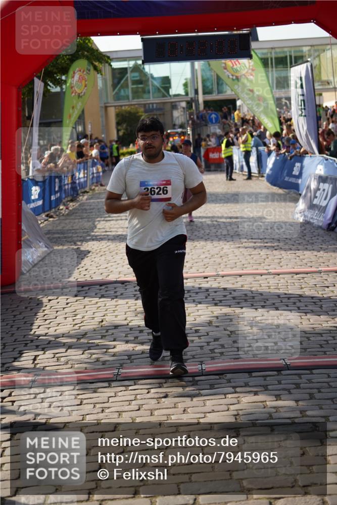 13.06.2025 - Holstenköstenlauf Felixshl http://msf.ph/oto/7945965 13.06.2025 18:12:01 Laufen 2311, 3626 meine-sportfotos.de
