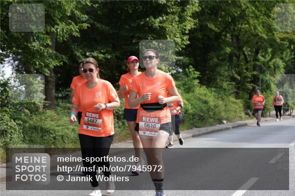 15.06.2025 - REWE Women's Run Jannik Wohlers http://msf.ph/oto/7945972 15.06.2025 10:19:11 Laufen 5487, 5610 meine-sportfotos.de