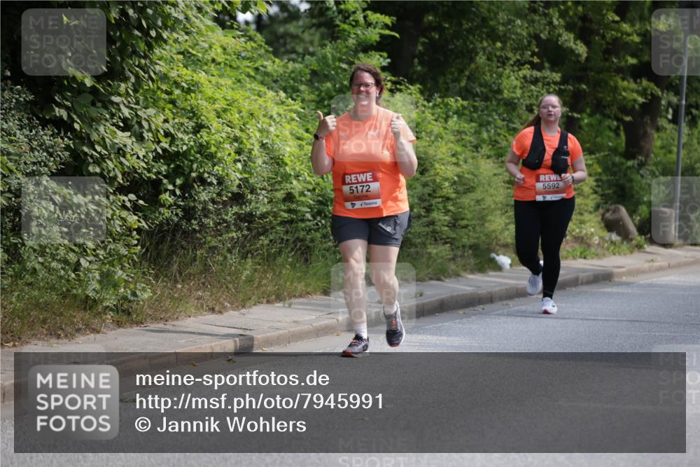 15.06.2025 - REWE Women's Run Jannik Wohlers http://msf.ph/oto/7945991 15.06.2025 10:19:18 Laufen 5172, 5592 meine-sportfotos.de