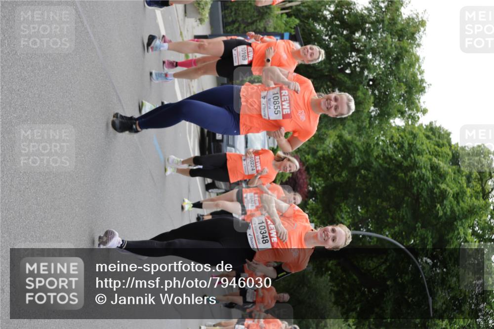 15.06.2025 - REWE Women's Run Jannik Wohlers http://msf.ph/oto/7946030 15.06.2025 08:29:52 Laufen 10109, 10855, 10224, 10428, 10348 meine-sportfotos.de