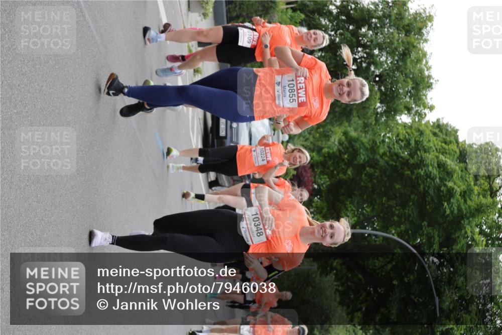 15.06.2025 - REWE Women's Run Jannik Wohlers http://msf.ph/oto/7946038 15.06.2025 08:29:52 Laufen 0109, 10855, 1043, 10224, 10348 meine-sportfotos.de