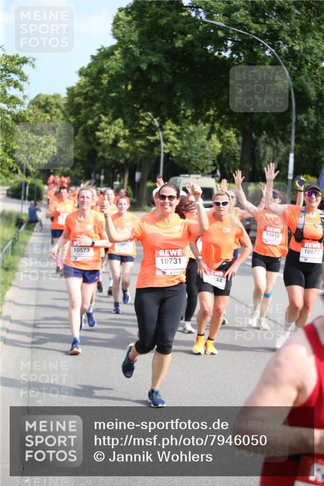 15.06.2025 - REWE Women's Run Jannik Wohlers http://msf.ph/oto/7946050 15.06.2025 09:44:45 Laufen 10573, 10602, 10731, 244, 10818, 10877 meine-sportfotos.de