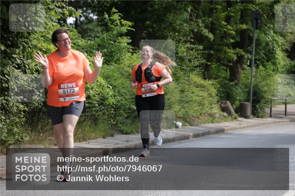 15.06.2025 - REWE Women's Run Jannik Wohlers http://msf.ph/oto/7946067 15.06.2025 10:19:20 Laufen 5172, 559 meine-sportfotos.de