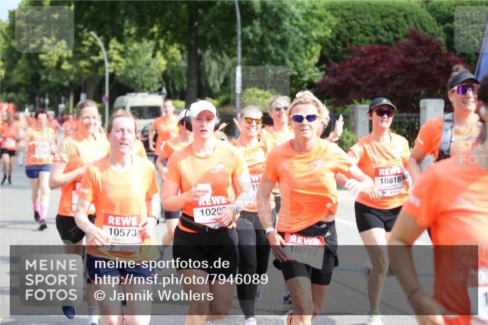 15.06.2025 - REWE Women's Run Jannik Wohlers http://msf.ph/oto/7946089 15.06.2025 09:44:47 Laufen 10573, 10200, 19, 10244, 10818 meine-sportfotos.de