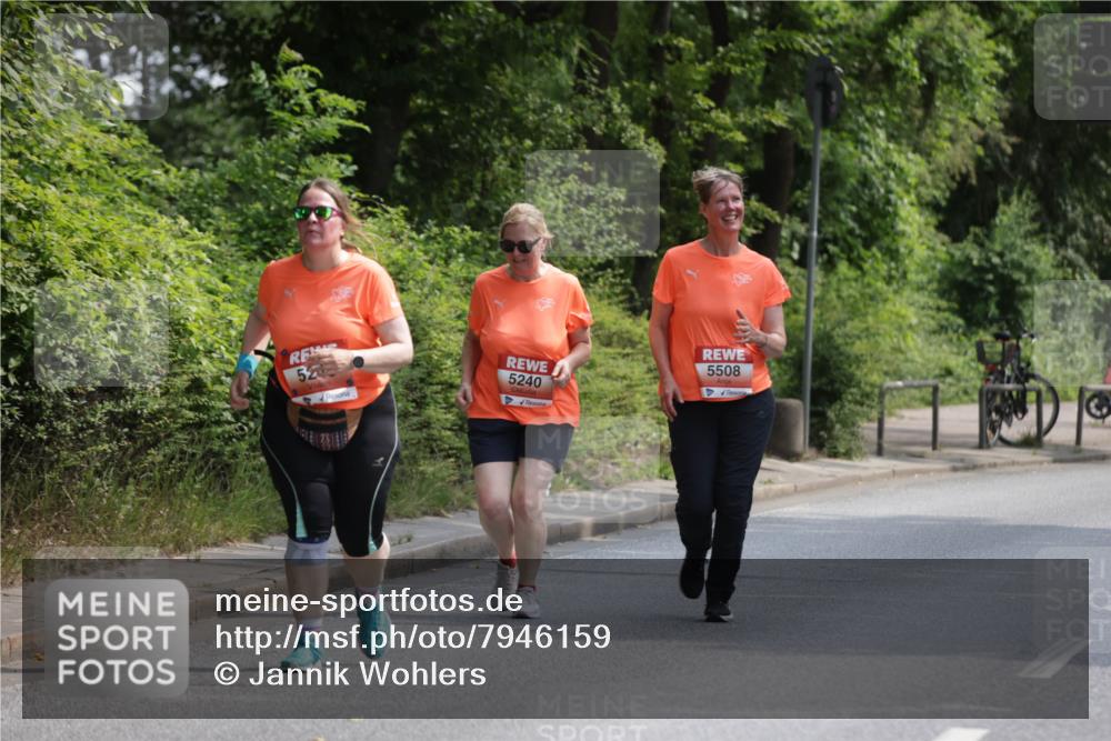 15.06.2025 - REWE Women's Run Jannik Wohlers http://msf.ph/oto/7946159 15.06.2025 10:19:57 Laufen 523, 5240, 5508 meine-sportfotos.de