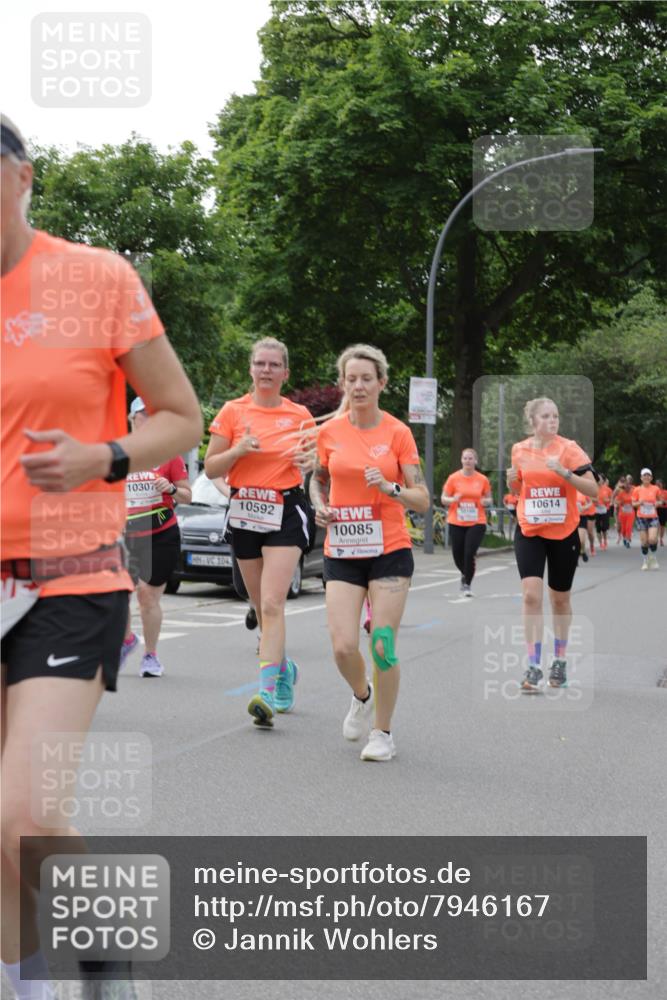 15.06.2025 - REWE Women's Run Jannik Wohlers http://msf.ph/oto/7946167 15.06.2025 08:29:57 Laufen 10307, 10592, 104, 10085, 10614 meine-sportfotos.de
