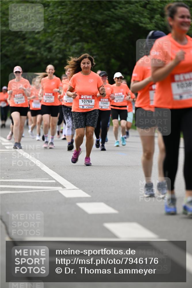 15.06.2025 - REWE Women's Run Dr. Thomas Lammeyer http://msf.ph/oto/7946176 15.06.2025 09:23:16 Laufen 10420, 10769, 10482 meine-sportfotos.de