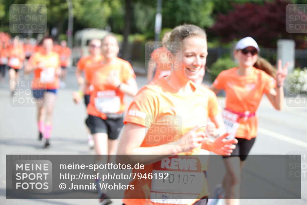 15.06.2025 - REWE Women's Run Jannik Wohlers http://msf.ph/oto/7946192 15.06.2025 09:44:48 Laufen 10107 meine-sportfotos.de
