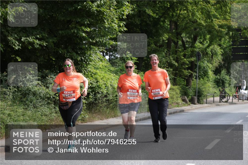 15.06.2025 - REWE Women's Run Jannik Wohlers http://msf.ph/oto/7946255 15.06.2025 10:20:01 Laufen 5245, 5240, 5508 meine-sportfotos.de