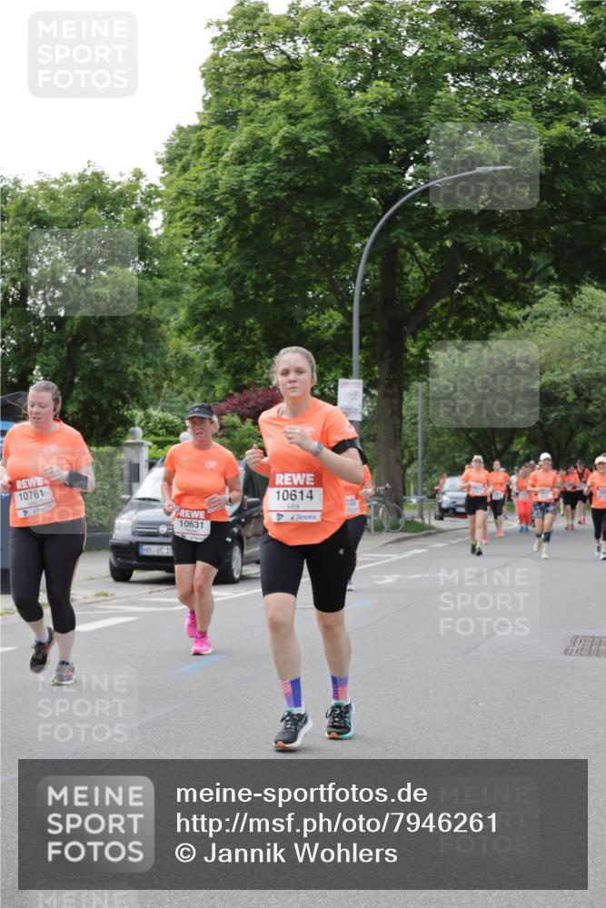 15.06.2025 - REWE Women's Run Jannik Wohlers http://msf.ph/oto/7946261 15.06.2025 08:29:58 Laufen 10761, 10, 10631, 10614, 166 meine-sportfotos.de