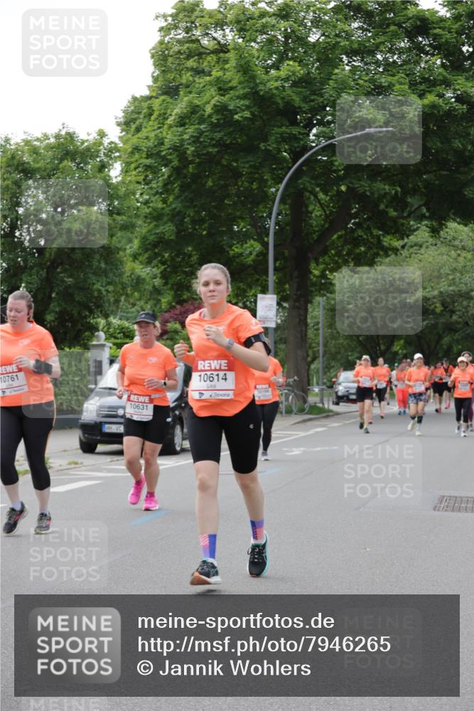 15.06.2025 - REWE Women's Run Jannik Wohlers http://msf.ph/oto/7946265 15.06.2025 08:29:58 Laufen 10761, 10631, 10614, 10166 meine-sportfotos.de