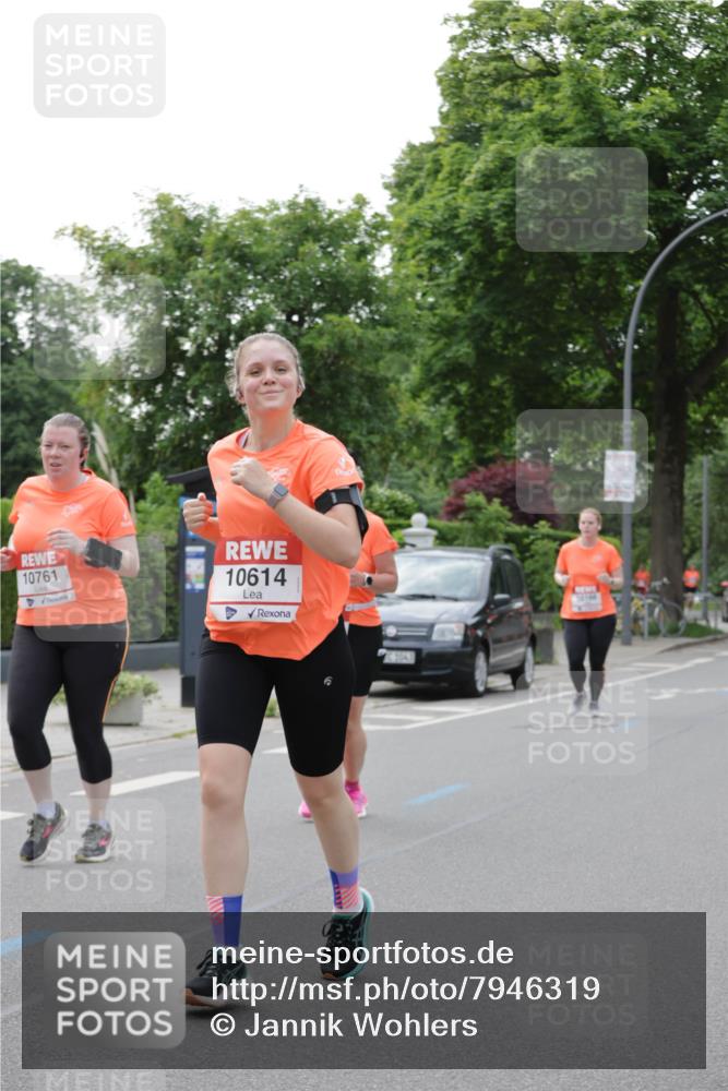 15.06.2025 - REWE Women's Run Jannik Wohlers http://msf.ph/oto/7946319 15.06.2025 08:29:59 Laufen 10761, 10614 meine-sportfotos.de