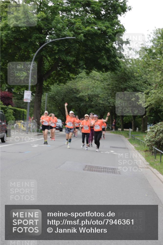 15.06.2025 - REWE Women's Run Jannik Wohlers http://msf.ph/oto/7946361 15.06.2025 08:30:01 Laufen  meine-sportfotos.de