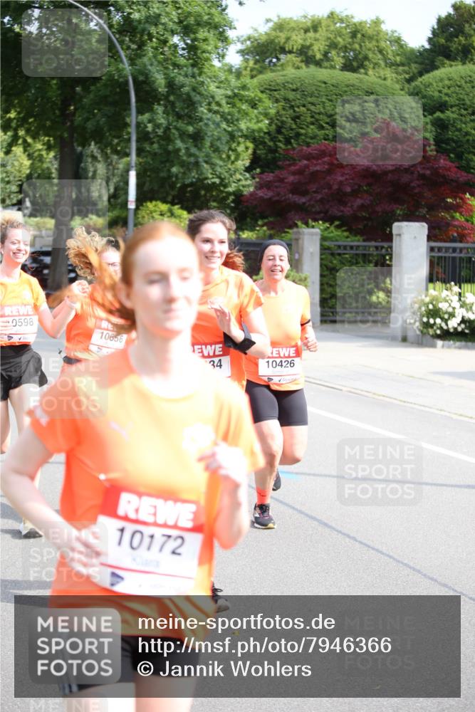 15.06.2025 - REWE Women's Run Jannik Wohlers http://msf.ph/oto/7946366 15.06.2025 09:44:56 Laufen 0598, 10656, 34, 10172, 10426 meine-sportfotos.de