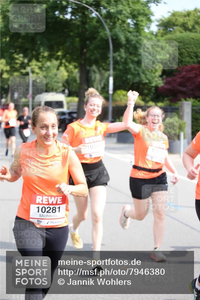 15.06.2025 - REWE Women's Run Jannik Wohlers http://msf.ph/oto/7946380 15.06.2025 09:44:57 Laufen 10281, 1059 meine-sportfotos.de