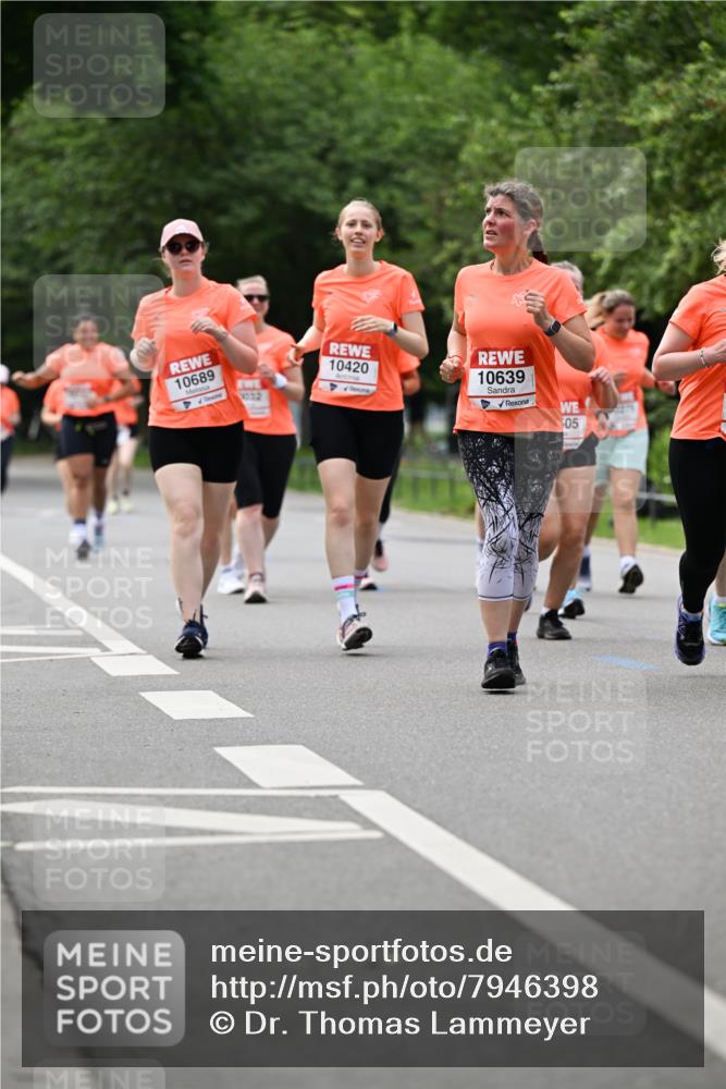 15.06.2025 - REWE Women's Run Dr. Thomas Lammeyer http://msf.ph/oto/7946398 15.06.2025 09:23:23 Laufen 10689, 10420, 10639, 05 meine-sportfotos.de