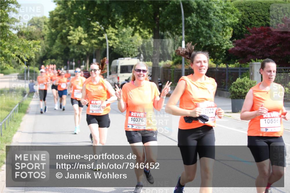 15.06.2025 - REWE Women's Run Jannik Wohlers http://msf.ph/oto/7946452 15.06.2025 09:45:01 Laufen 10069, 10505, 10376, 10522, 10556 meine-sportfotos.de
