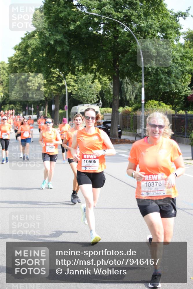 15.06.2025 - REWE Women's Run Jannik Wohlers http://msf.ph/oto/7946467 15.06.2025 09:45:02 Laufen 10059, 10505, 10376 meine-sportfotos.de