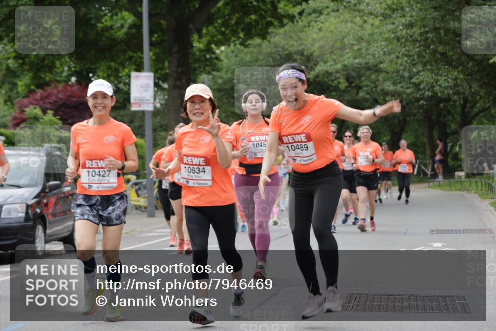 15.06.2025 - REWE Women's Run Jannik Wohlers http://msf.ph/oto/7946469 15.06.2025 08:30:05 Laufen 10427, 10634, 10489, 1045, 10, 4717 meine-sportfotos.de