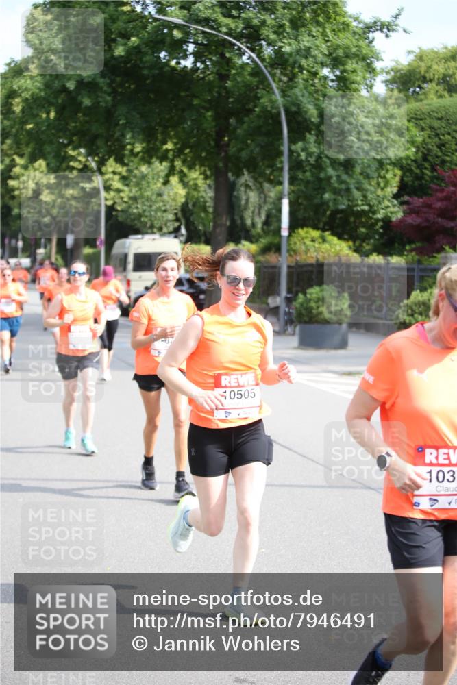 15.06.2025 - REWE Women's Run Jannik Wohlers http://msf.ph/oto/7946491 15.06.2025 09:45:02 Laufen 0505, 103 meine-sportfotos.de