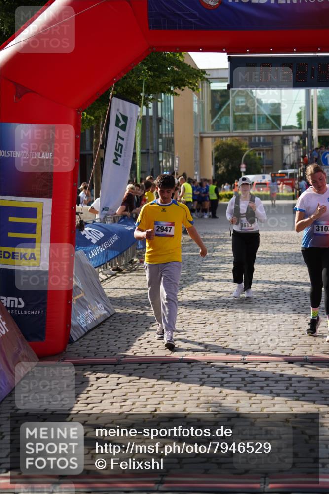 13.06.2025 - Holstenköstenlauf Felixshl http://msf.ph/oto/7946529 13.06.2025 18:12:49 Laufen 2947, 3103, 3613 meine-sportfotos.de