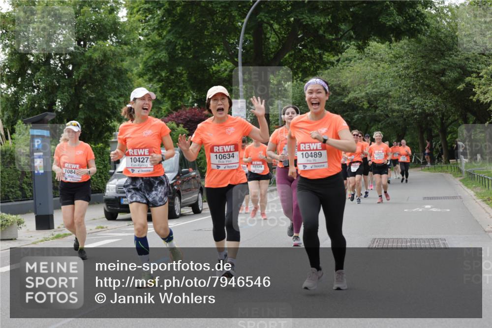15.06.2025 - REWE Women's Run Jannik Wohlers http://msf.ph/oto/7946546 15.06.2025 08:30:05 Laufen 1084, 10427, 10634, 10329, 10489 meine-sportfotos.de