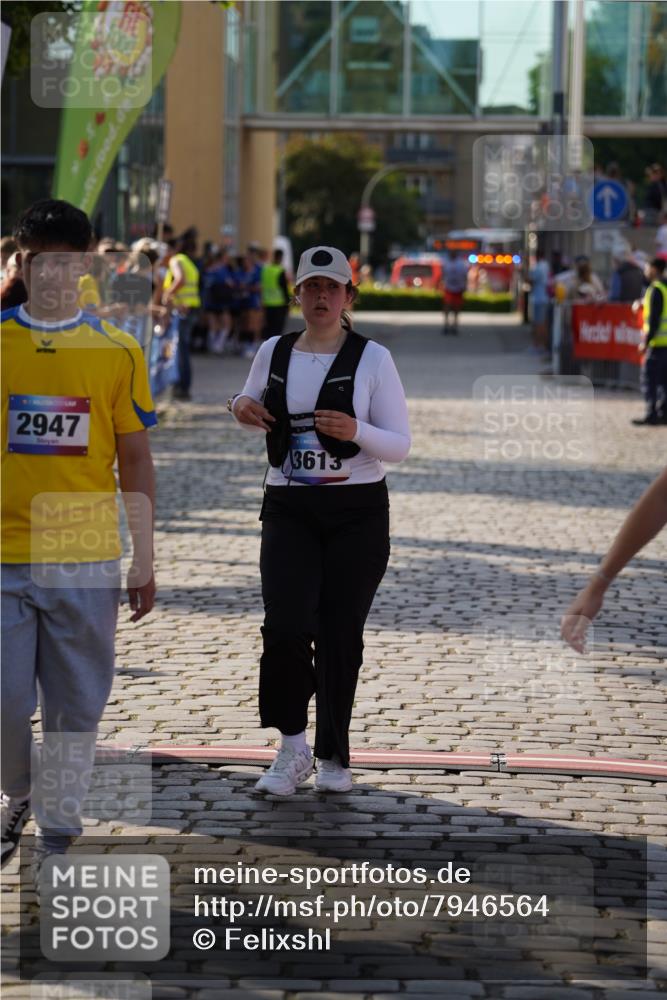 13.06.2025 - Holstenköstenlauf Felixshl http://msf.ph/oto/7946564 13.06.2025 18:12:51 Laufen 2947, 3103, 3613 meine-sportfotos.de