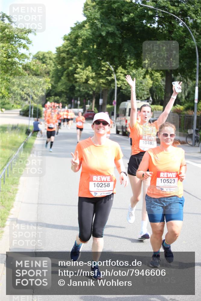 15.06.2025 - REWE Women's Run Jannik Wohlers http://msf.ph/oto/7946606 15.06.2025 09:45:08 Laufen 10258, 10485, 10523 meine-sportfotos.de