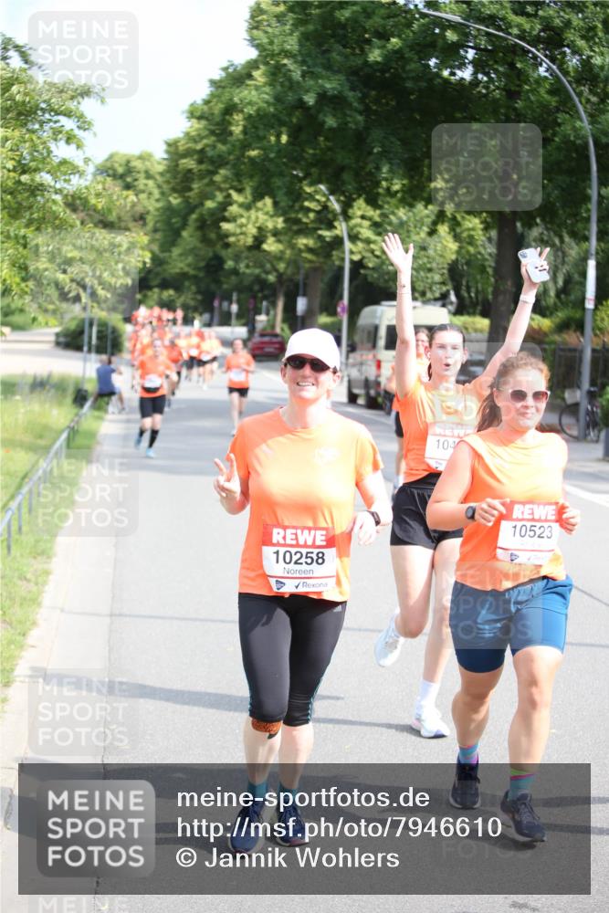 15.06.2025 - REWE Women's Run Jannik Wohlers http://msf.ph/oto/7946610 15.06.2025 09:45:08 Laufen 10258, 104, 10523 meine-sportfotos.de