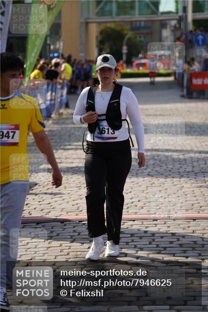13.06.2025 - Holstenköstenlauf Felixshl http://msf.ph/oto/7946625 13.06.2025 18:12:52 Laufen 2947, 3103, 3613 meine-sportfotos.de