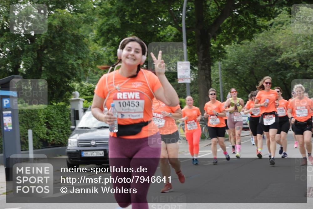 15.06.2025 - REWE Women's Run Jannik Wohlers http://msf.ph/oto/7946641 15.06.2025 08:30:08 Laufen 1043, 10453, 0329, 10671, 10228, 10949 meine-sportfotos.de