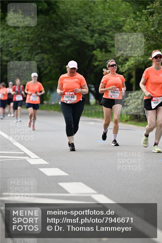 15.06.2025 - REWE Women's Run Dr. Thomas Lammeyer http://msf.ph/oto/7946671 15.06.2025 09:23:34 Laufen 10182, 10546, 106 meine-sportfotos.de