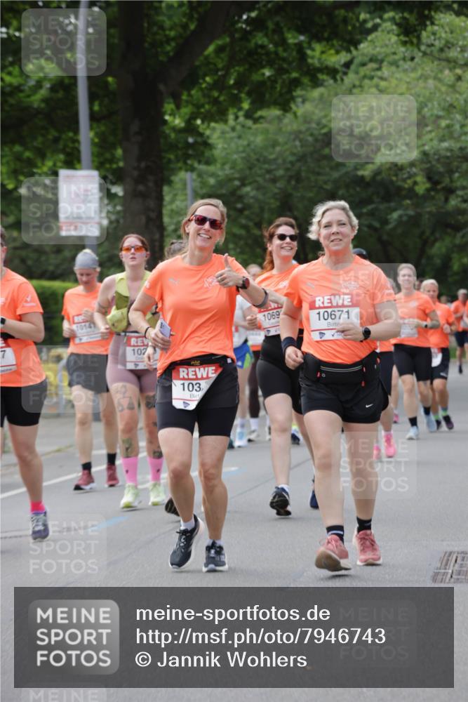 15.06.2025 - REWE Women's Run Jannik Wohlers http://msf.ph/oto/7946743 15.06.2025 08:30:10 Laufen 10141, 102, 103, 1069, 10671 meine-sportfotos.de