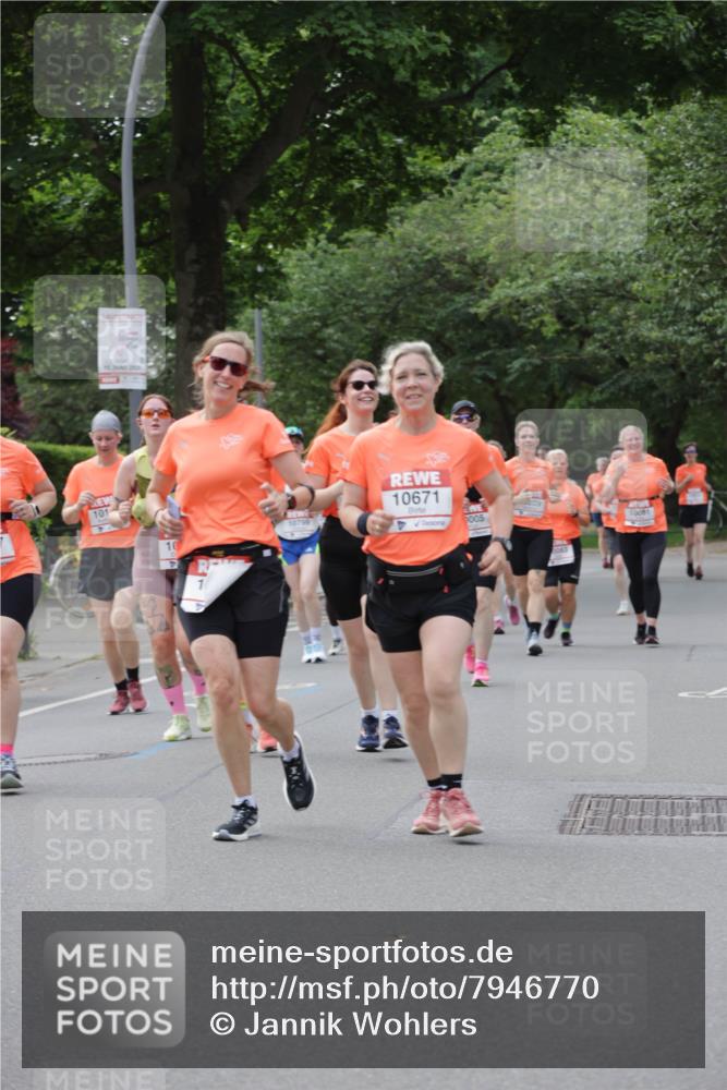 15.06.2025 - REWE Women's Run Jannik Wohlers http://msf.ph/oto/7946770 15.06.2025 08:30:11 Laufen 101, 10799, 10, 10671, 0005, 10081 meine-sportfotos.de