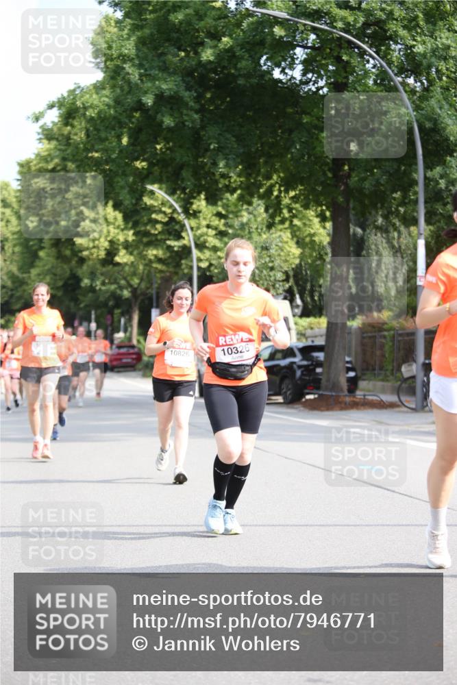 15.06.2025 - REWE Women's Run Jannik Wohlers http://msf.ph/oto/7946771 15.06.2025 09:45:14 Laufen 10826, 10326 meine-sportfotos.de