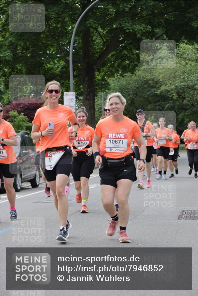 15.06.2025 - REWE Women's Run Jannik Wohlers http://msf.ph/oto/7946852 15.06.2025 08:30:11 Laufen 10793, 10671, 27, 10209, 083, 10081 meine-sportfotos.de