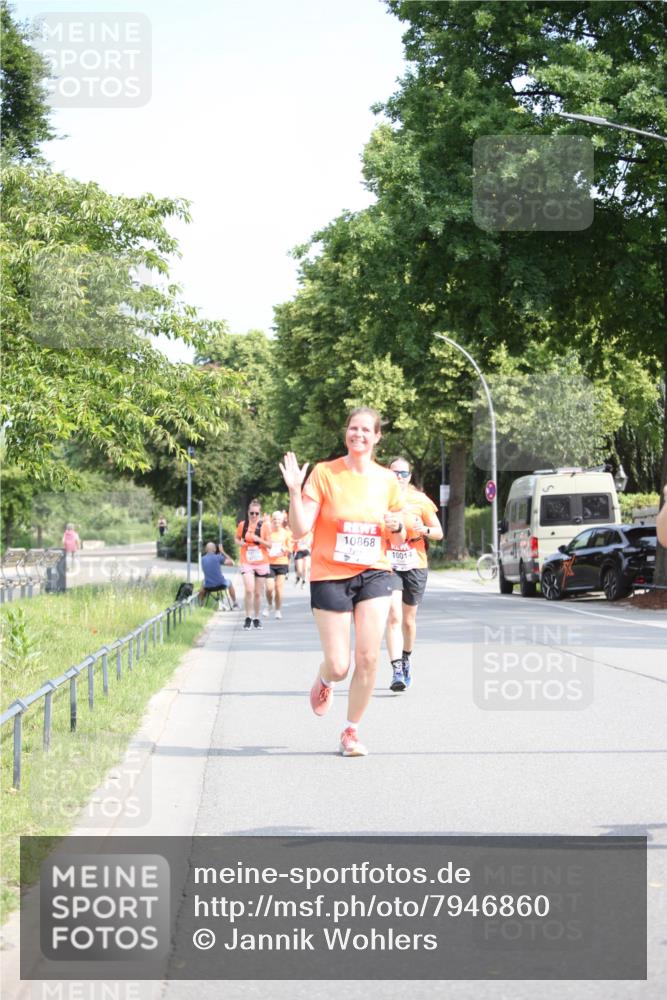 15.06.2025 - REWE Women's Run Jannik Wohlers http://msf.ph/oto/7946860 15.06.2025 09:45:16 Laufen  meine-sportfotos.de