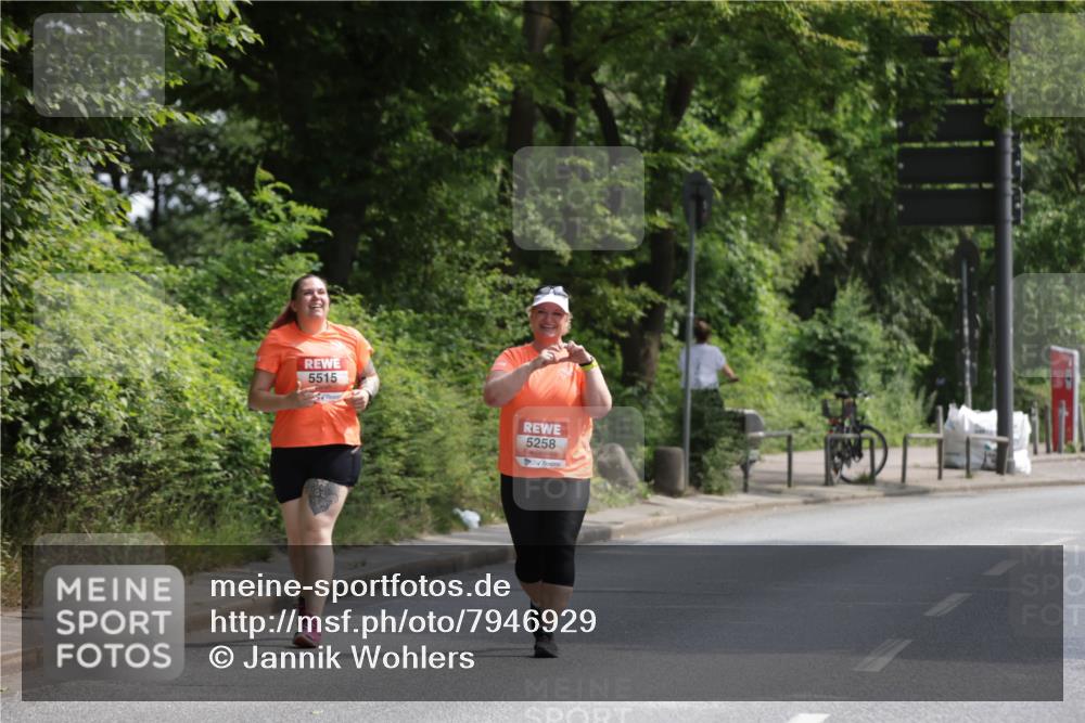 15.06.2025 - REWE Women's Run Jannik Wohlers http://msf.ph/oto/7946929 15.06.2025 10:21:32 Laufen 5515, 5258 meine-sportfotos.de