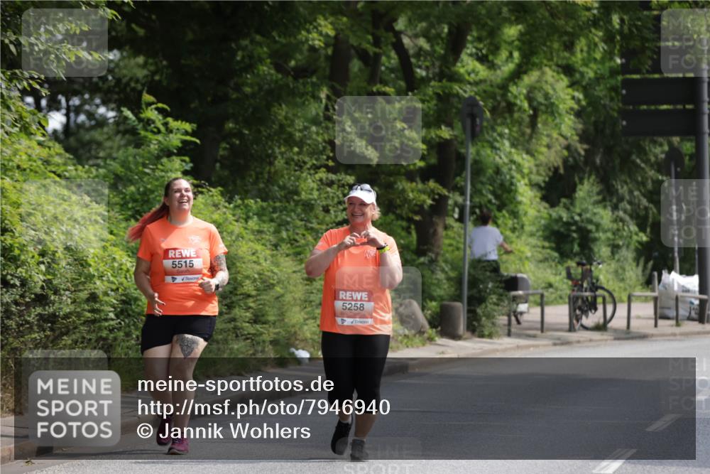 15.06.2025 - REWE Women's Run Jannik Wohlers http://msf.ph/oto/7946940 15.06.2025 10:21:32 Laufen 5515, 5258 meine-sportfotos.de