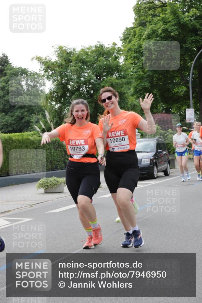 15.06.2025 - REWE Women's Run Jannik Wohlers http://msf.ph/oto/7946950 15.06.2025 08:30:14 Laufen 10690, 10793, 10799, 10586 meine-sportfotos.de
