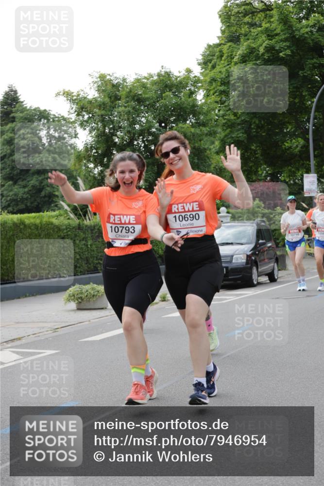 15.06.2025 - REWE Women's Run Jannik Wohlers http://msf.ph/oto/7946954 15.06.2025 08:30:14 Laufen 10690, 10793, 10799, 1058 meine-sportfotos.de