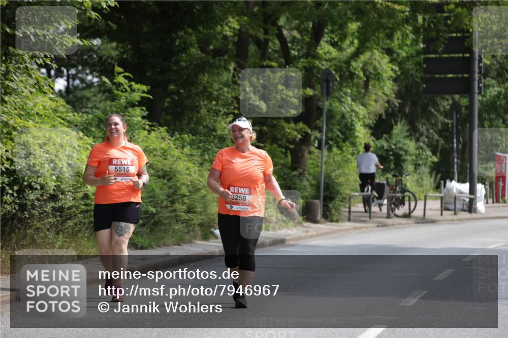 15.06.2025 - REWE Women's Run Jannik Wohlers http://msf.ph/oto/7946967 15.06.2025 10:21:33 Laufen 5515, 5258 meine-sportfotos.de