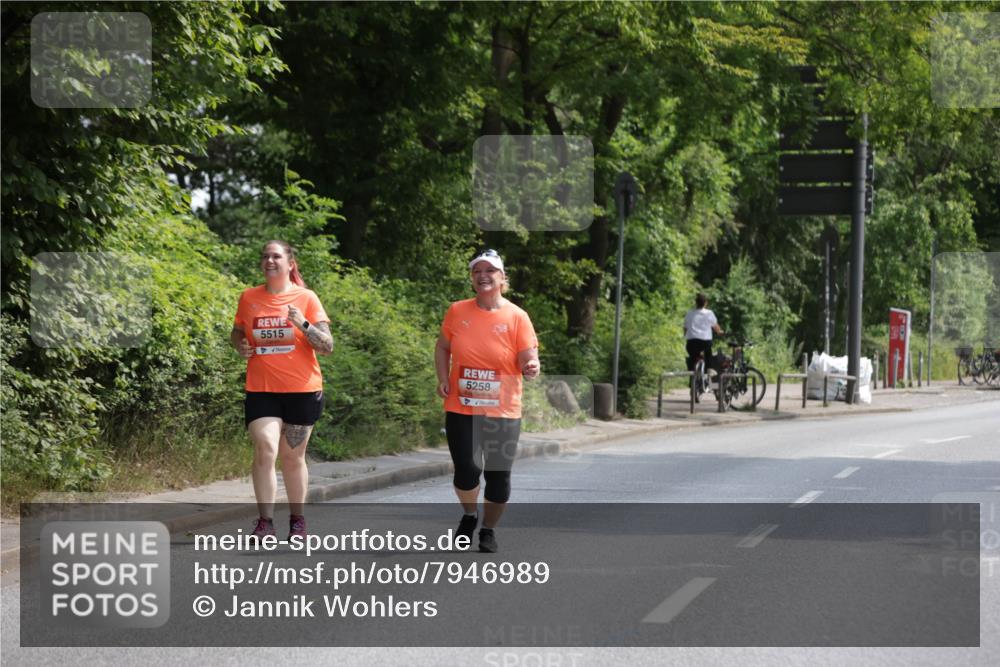 15.06.2025 - REWE Women's Run Jannik Wohlers http://msf.ph/oto/7946989 15.06.2025 10:21:33 Laufen 5515, 5258 meine-sportfotos.de