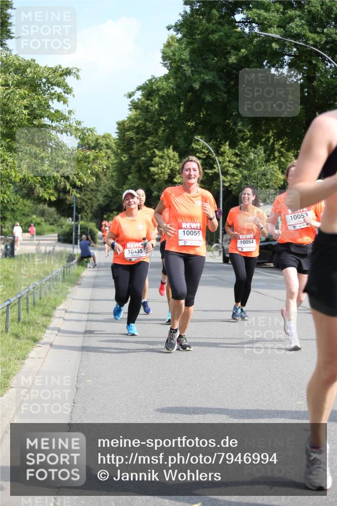 15.06.2025 - REWE Women's Run Jannik Wohlers http://msf.ph/oto/7946994 15.06.2025 09:45:35 Laufen 10053, 10055, 10435, 10054 meine-sportfotos.de